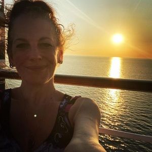 Meet your Posher, Kim
